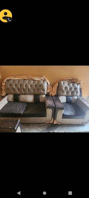 2nd hand use sofa set 6 seater 5