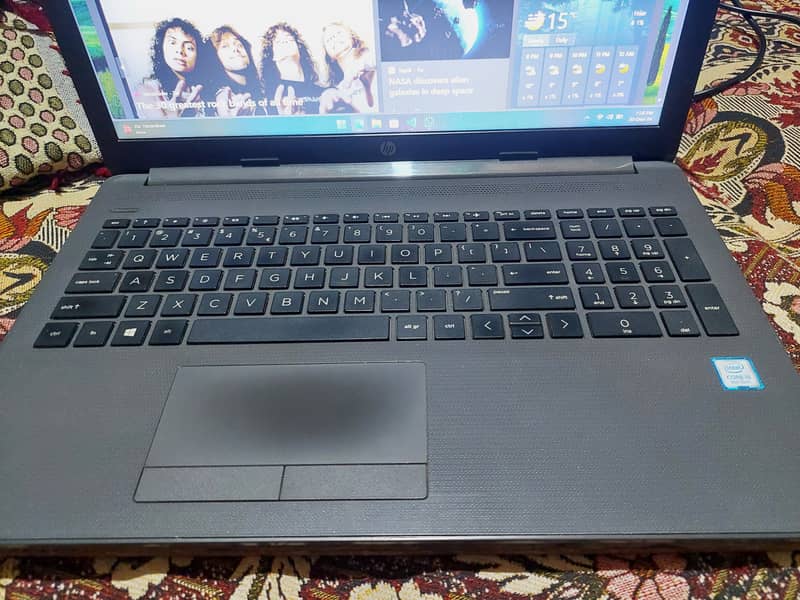 Hp 250 G7 (i5 8th Gen) 1