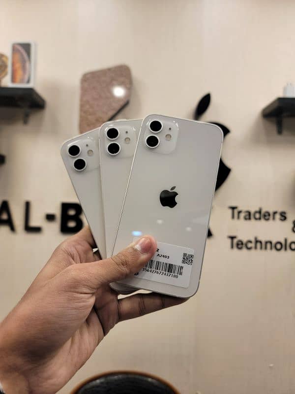 iphone 12  128 gb  pta Approved 1