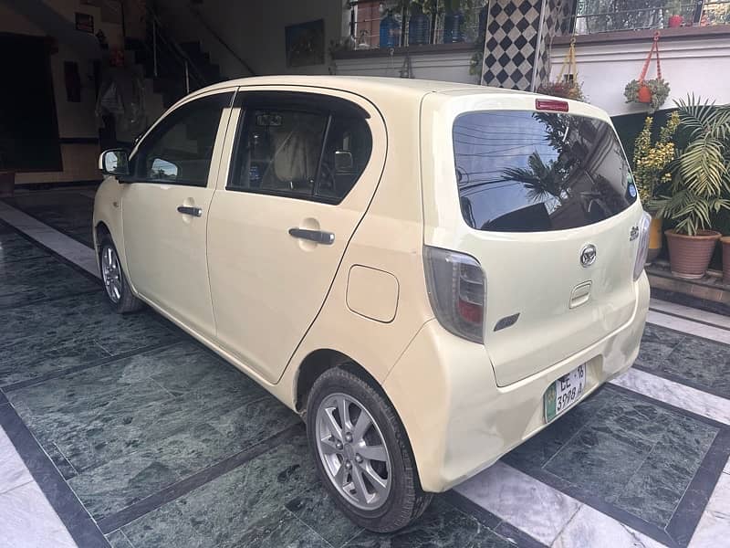 Daihatsu Mira 2014 2