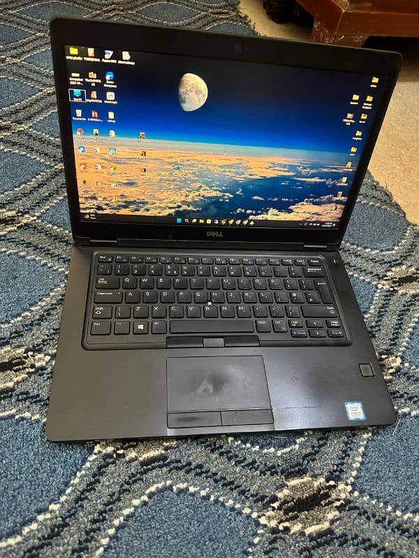 Dell i5 8 generation 16 gb with ssd 5