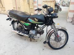 Honda Cd 70 good condition for sale all dacomants clyer .