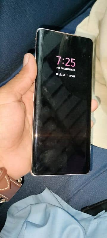 Lg vevlet 6gb 128. non pta 7