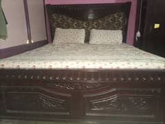 Bed room set and showcase Pakistan furniture Abbottabad 3 year of buy