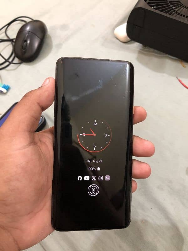 OnePlus 7t pro McLaren edition 0