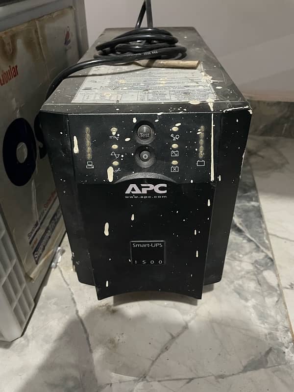 1KVA Apc UPS 0