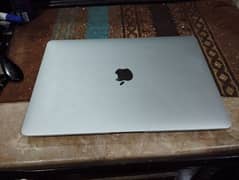 MacBook air M1 cto model 16/256