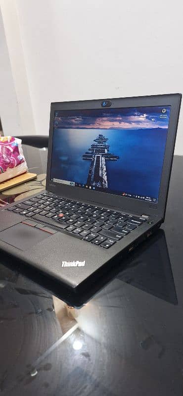 Lenovo ThinkPad Core i7 - 6th Gen - 8gb Ram - 128gb SSD 0