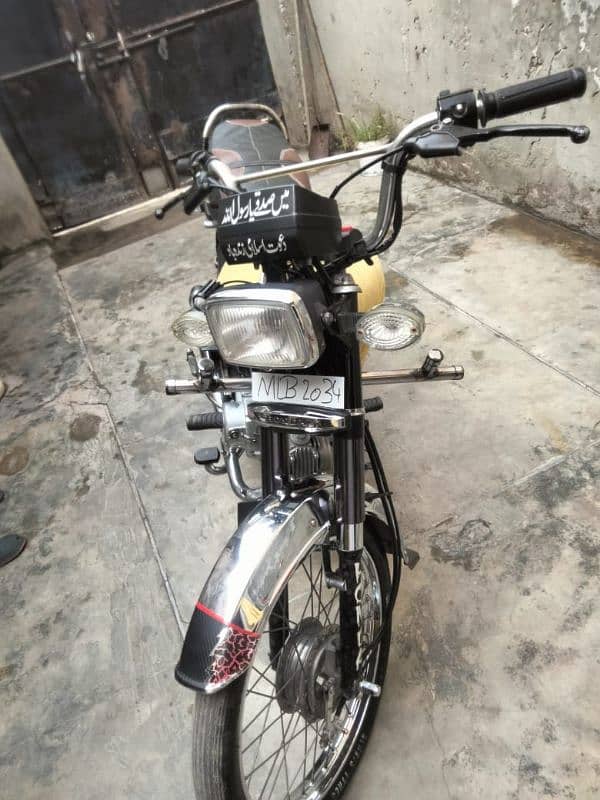 CD 70bike for sale 4