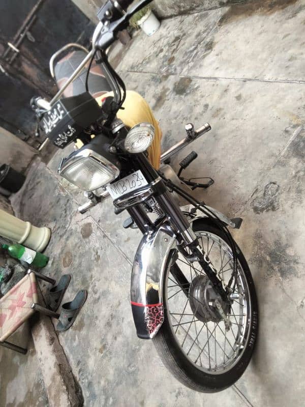 CD 70bike for sale 6