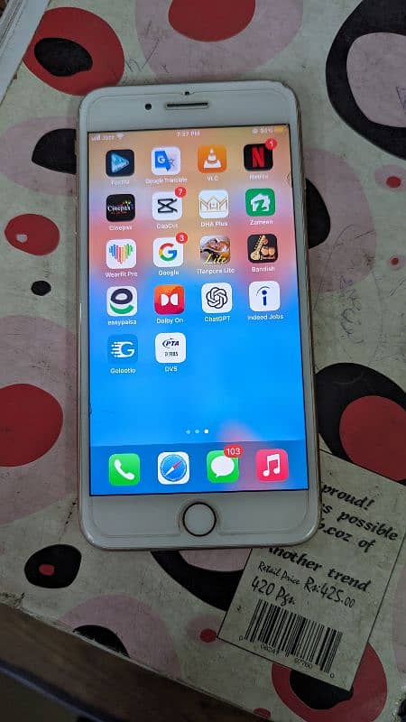 iphone 8 plus 64 gb PTA aproved one hand used 1