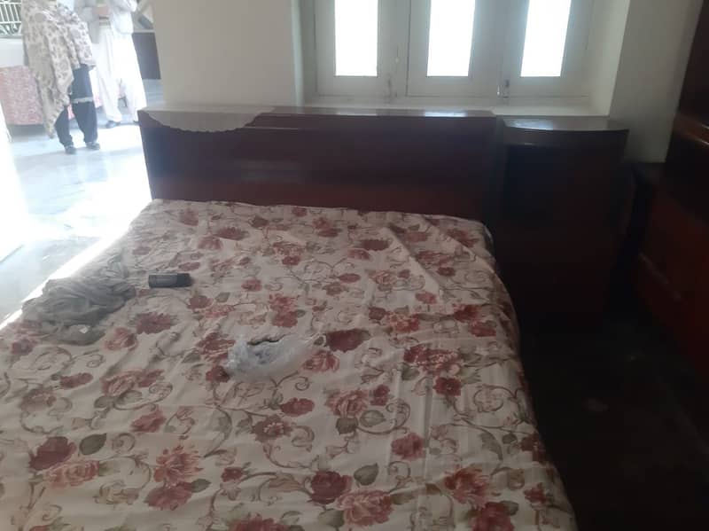 home furniture for sale in cheap rate urgent sale money need 4