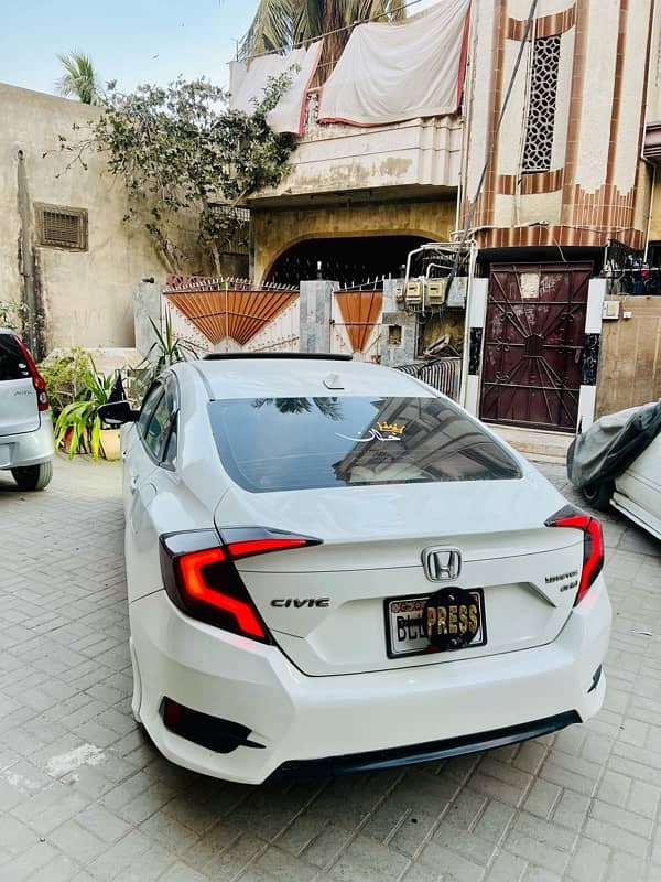 Honda Civic VTi Oriel 2017 Civic X UG 3