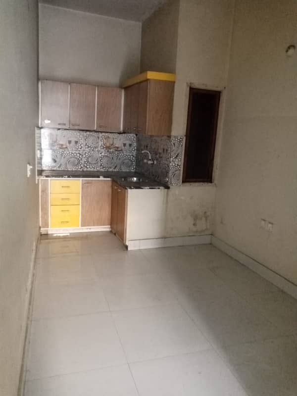 Ground floor is available for sale in mehmoodbad near sitara bakery 0