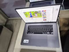 2015 to 2022 apple MacBook Pro air excellent