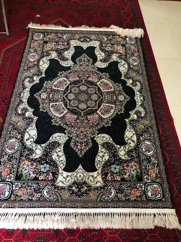 dark grey colour rug brand new 1