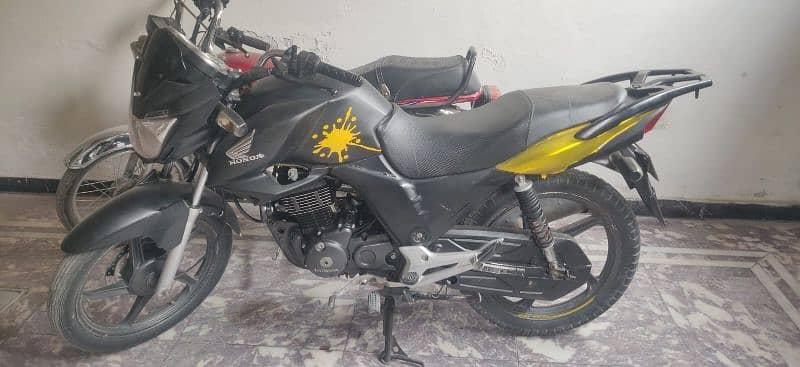 CB 150 -2018 for Sale - Good Condition 2