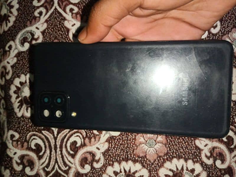 Samsung A22 6/128 only mobile ha front and back camera not working 0