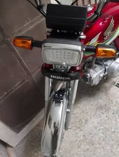 HONDA CD 79