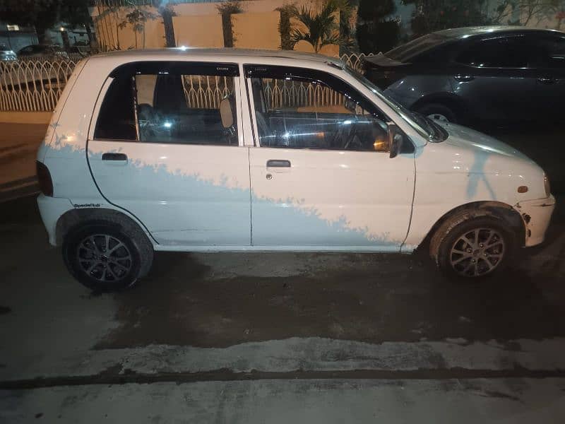 Daihatsu Cuore 2004 5