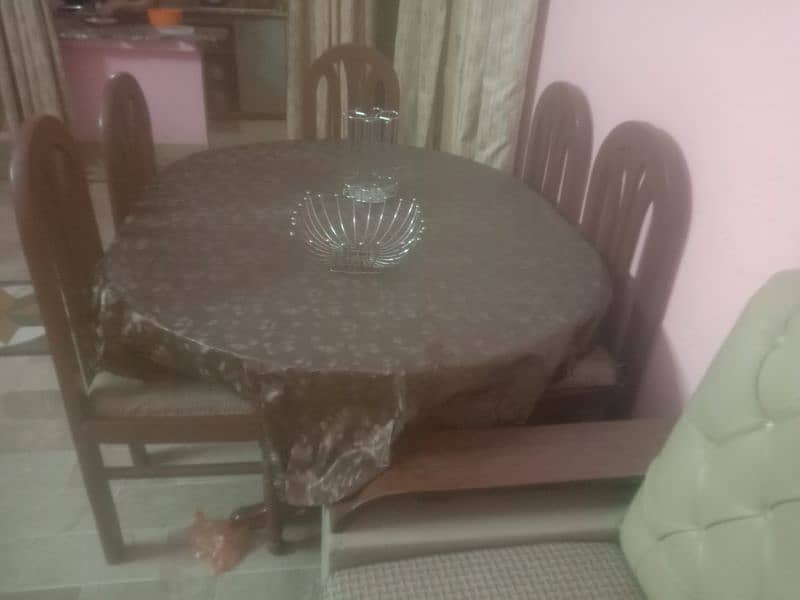 6 year dining table 0