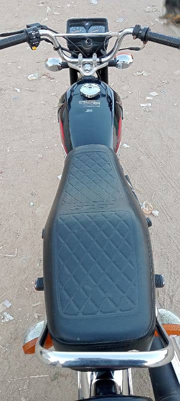 Honda 125 Mode 2024 Karachi number 0333/85/72/395 9