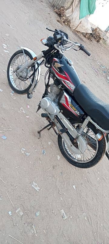 Honda 125 Mode 2024 Karachi number 0333/85/72/395 12