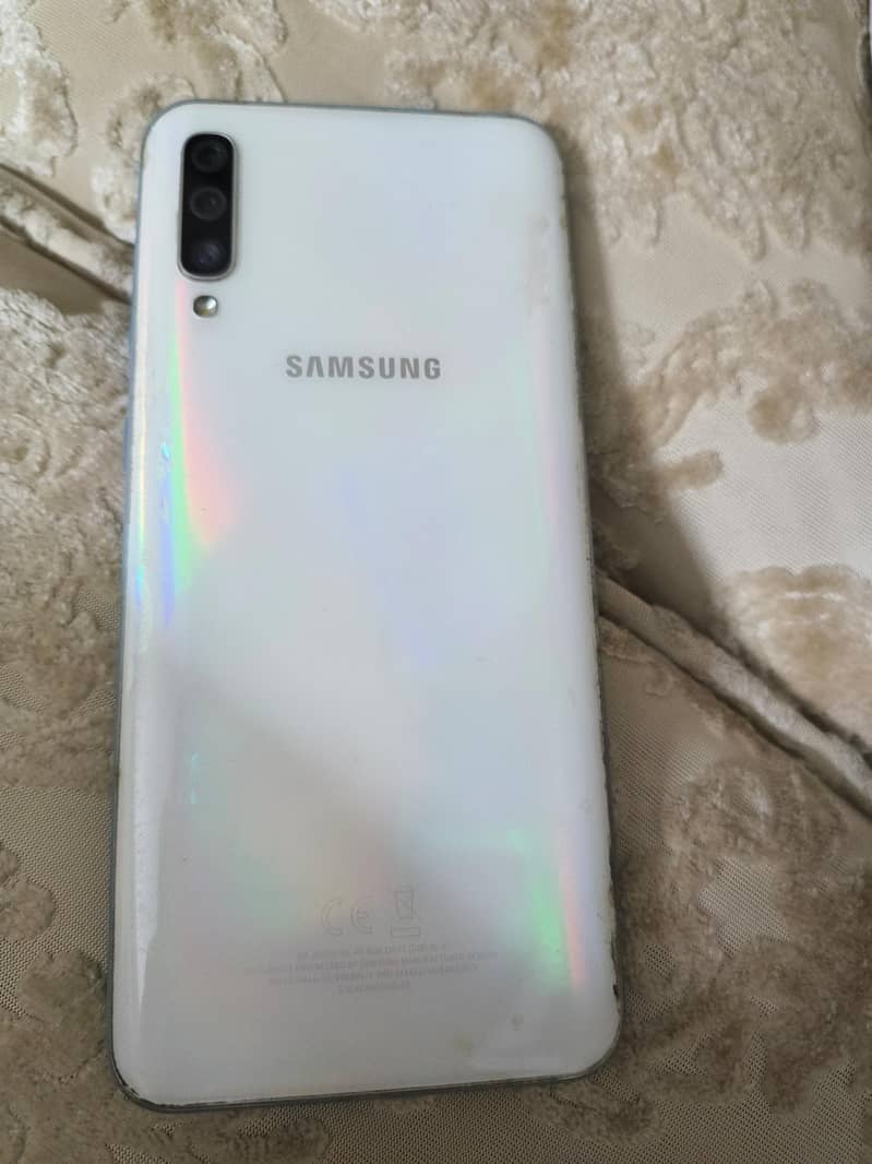 Samsung Mobile A50 0