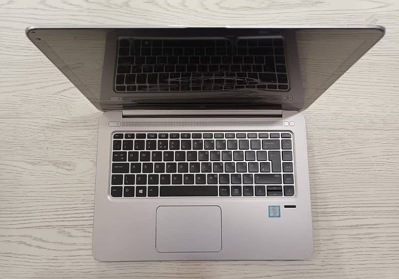 Hp Folio 1040 G3, i7 6th, 8gb, 256gbssd 2