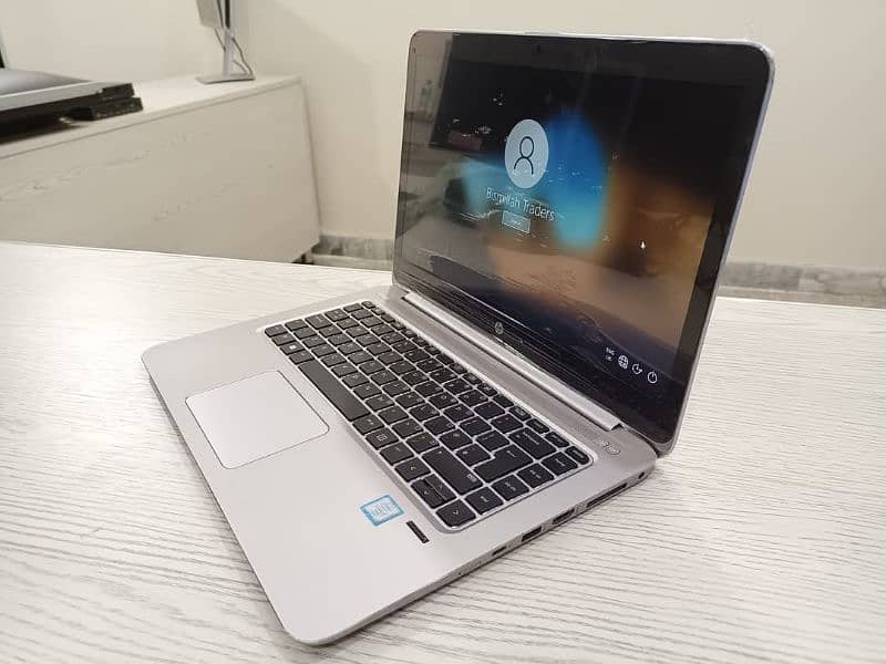 Hp Folio 1040 G3, i7 6th, 8gb, 256gbssd 3