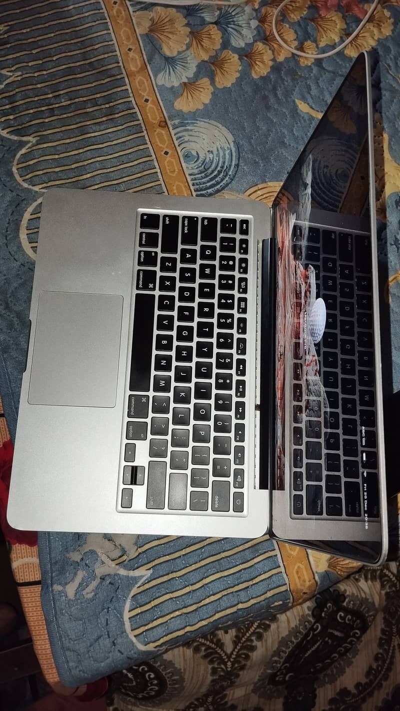 MacBook Pro (Retina, 13-inch, Early 2015) 2