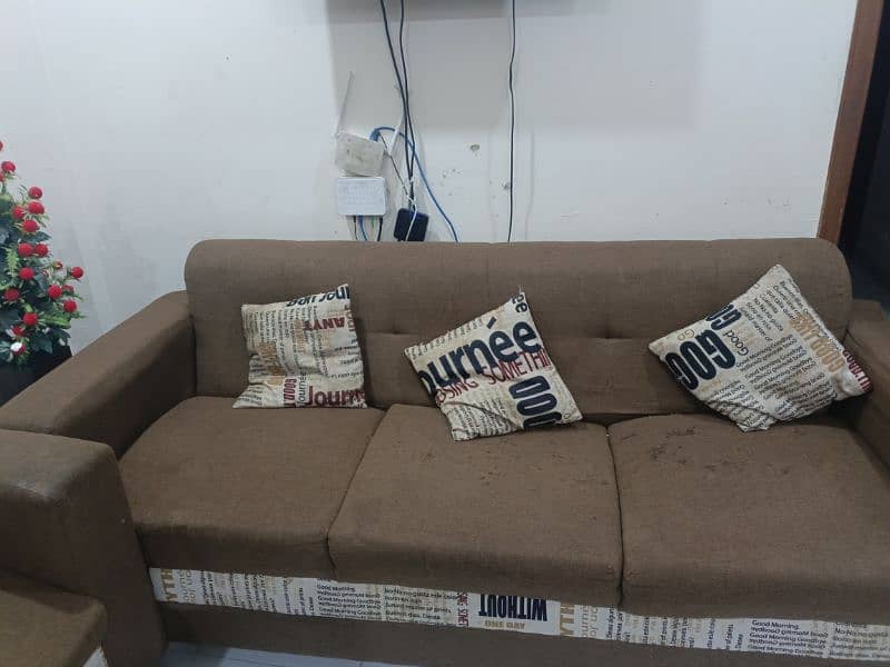 5 seater sofa for sell 0