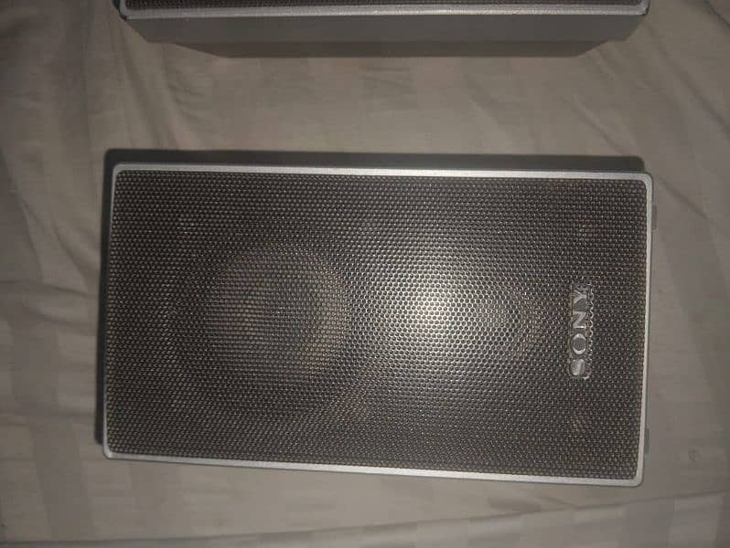 Sony speaker 7