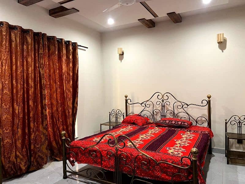 Furnished villa available for rent in bahria town Karachi. 2