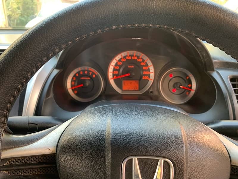 Honda City IVTEC 2011 16