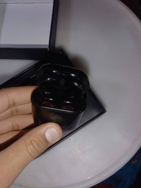 Black earphone ysp 3