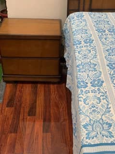 double bed  sath mattress