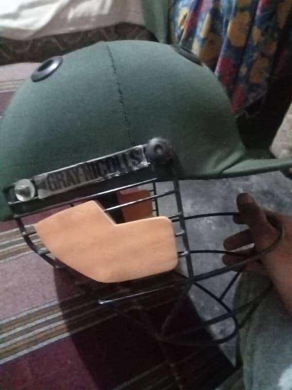 cricket helmet 0