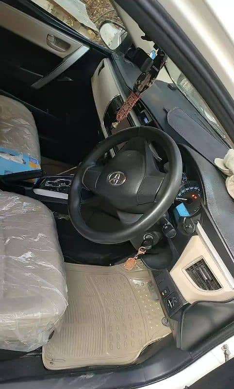 Toyota Corolla Altis 2017 13