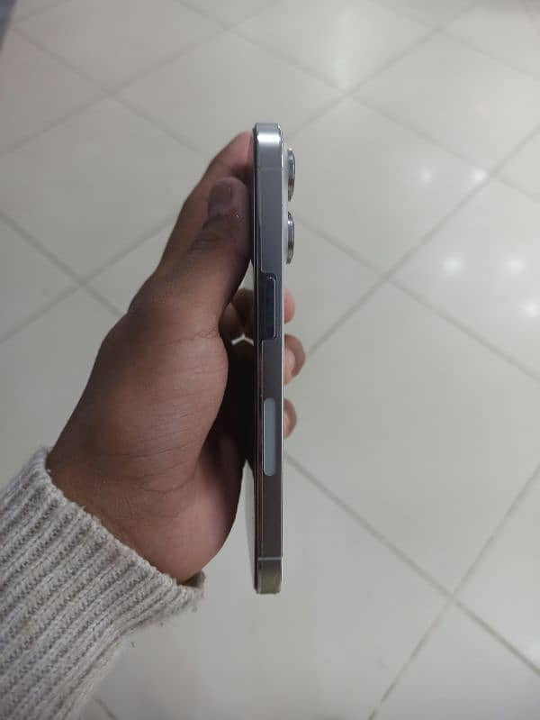 iphone 14pro factory 128gb for sale 2