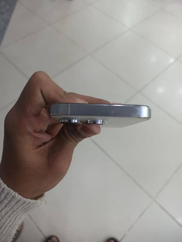 iphone 14pro factory 128gb for sale 4