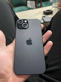 iphone 15 128gb  9/10  90BH