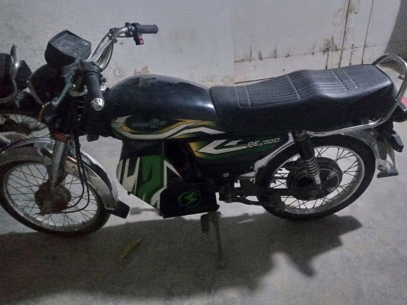 Pak electric motorcycle 1