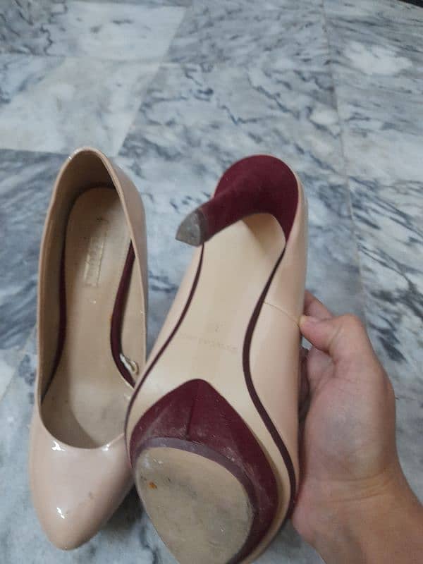 branded  heels 5