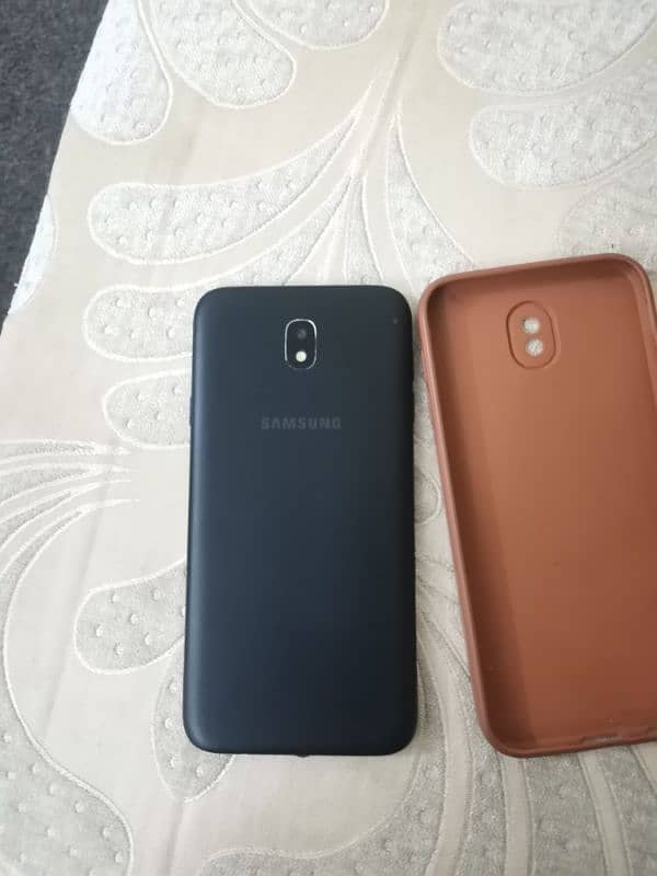 Samsung J7 pro 1