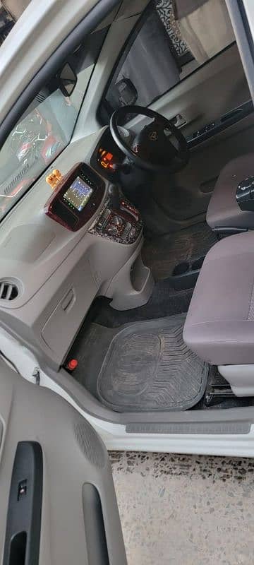 Daihatsu Mira 2016 2