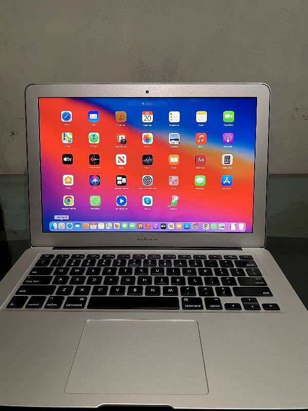 Macbook Air | core i 7 | 128 GB 4