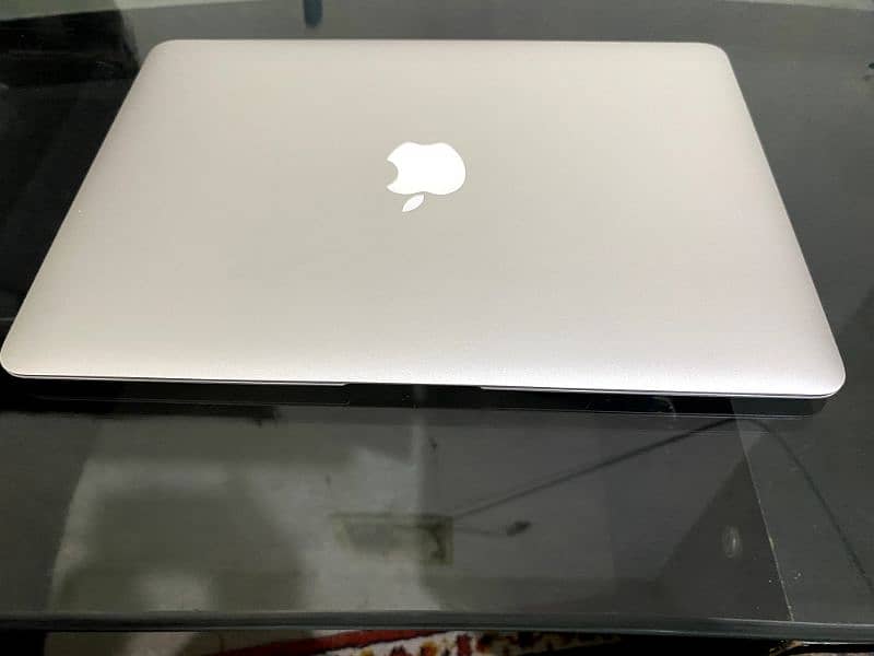 Macbook Air | core i 7 | 128 GB 6