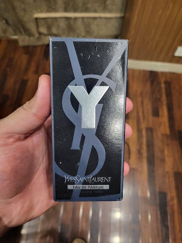 YSL Yves Saint Laurent and Versace Range for Women and Men 5