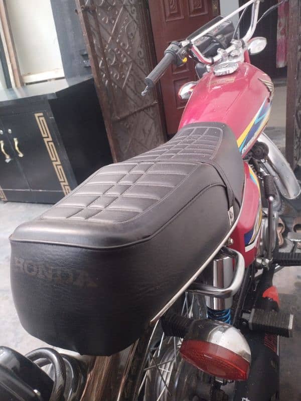 Honda 125 Ki pointer seat for sale 0